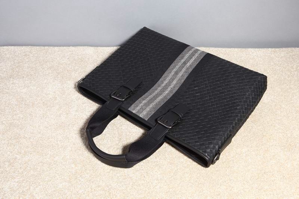 ボッテガヴェネタバッグ角部分ディテール